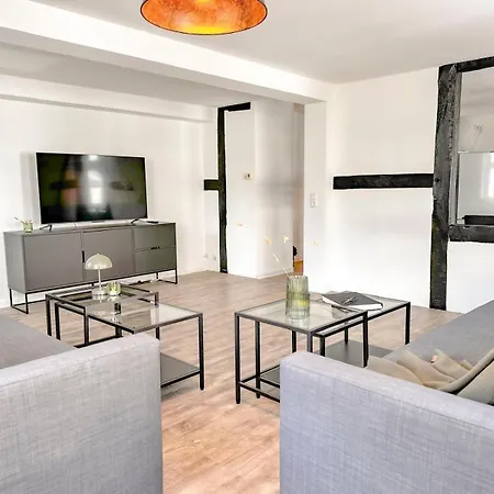 Neunzehn 01 * Höxter